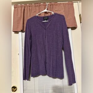 Requirements Women’s Button Up Shirt Size Medium